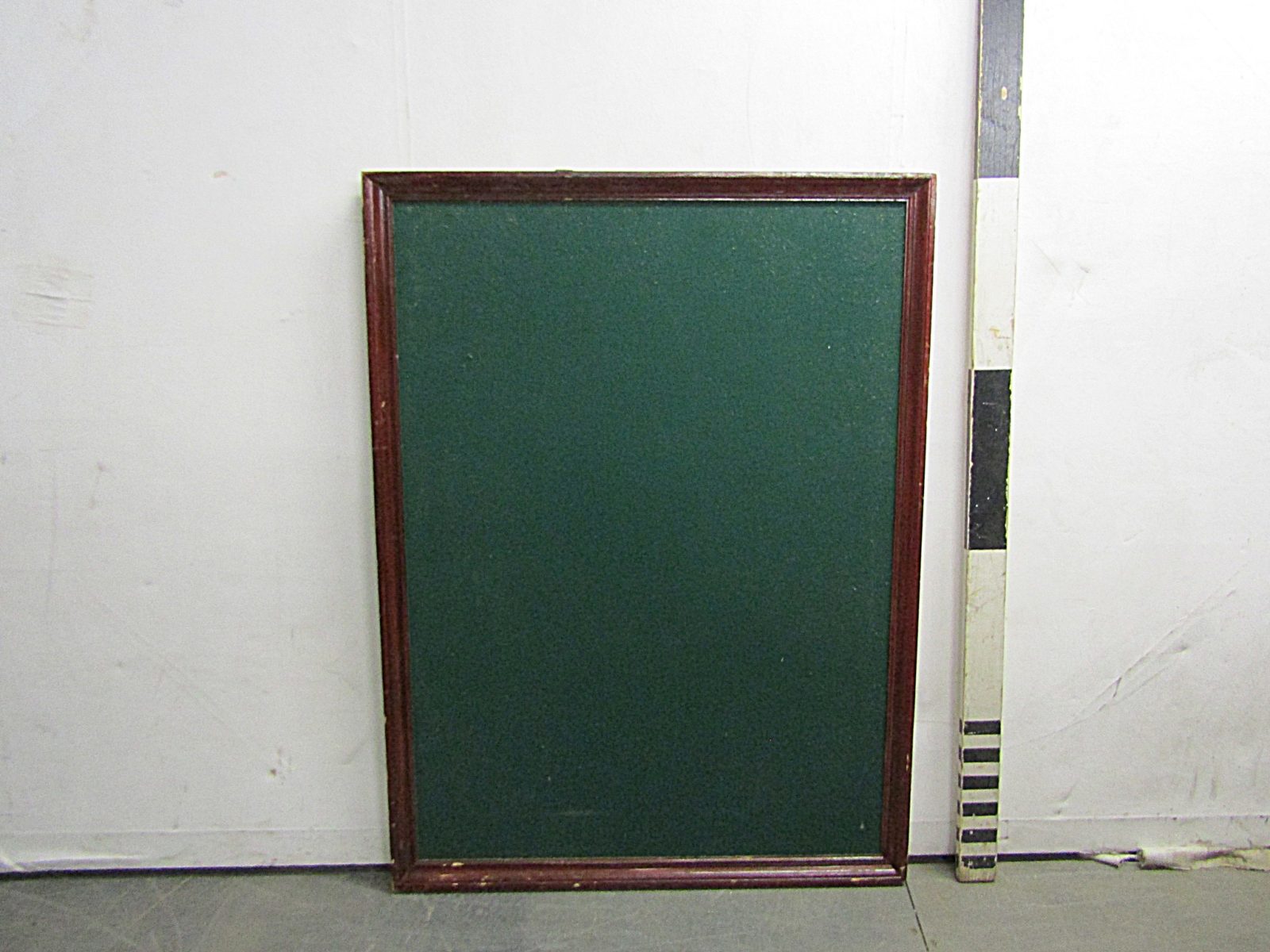 wall mounted kitchen notice board